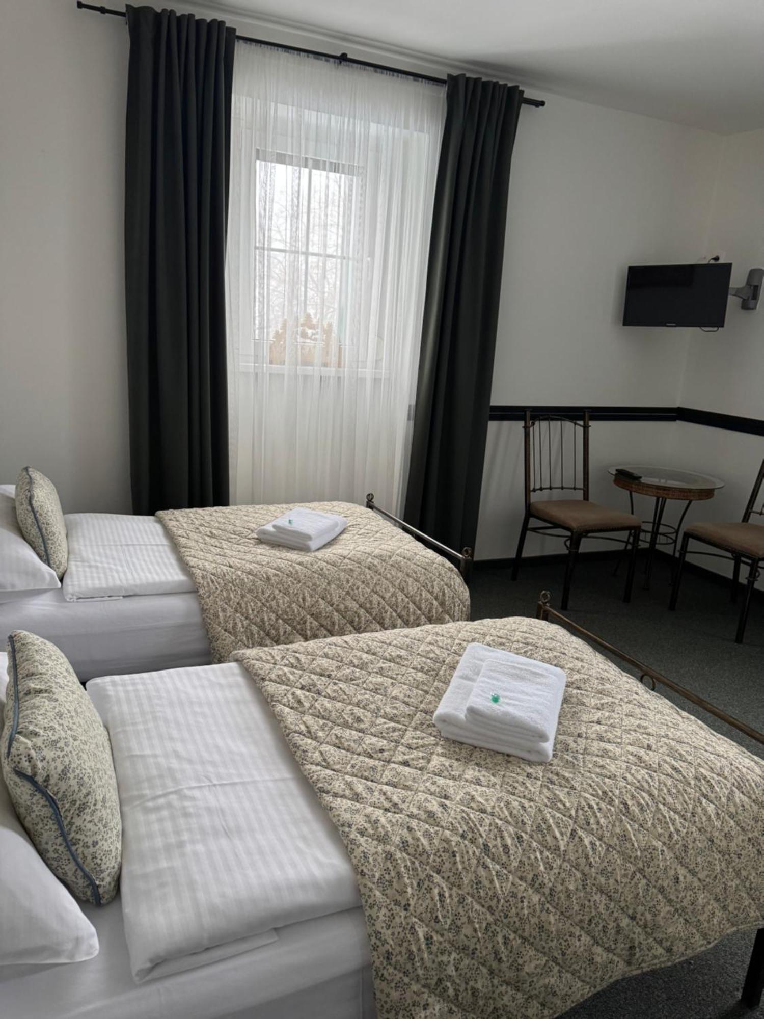 Pension U Draka Karlovy Vary Extérieur photo